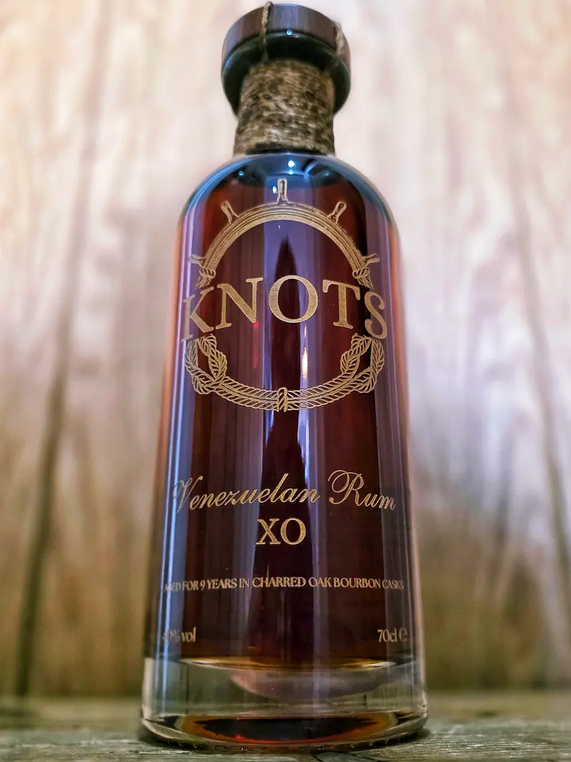 Knots Premium XO