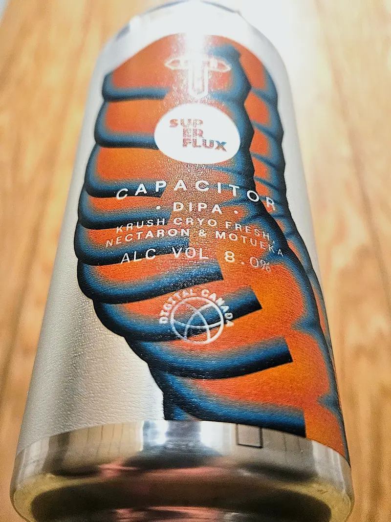 Track v Superflux - Capacitor